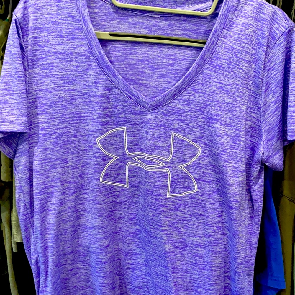 Women’s new Under Armour shirt